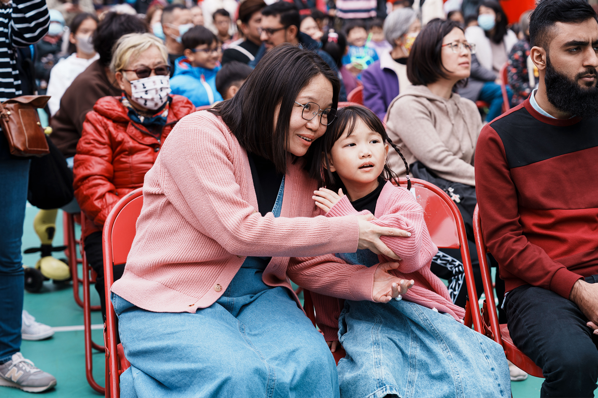  台下觀眾欣賞表演